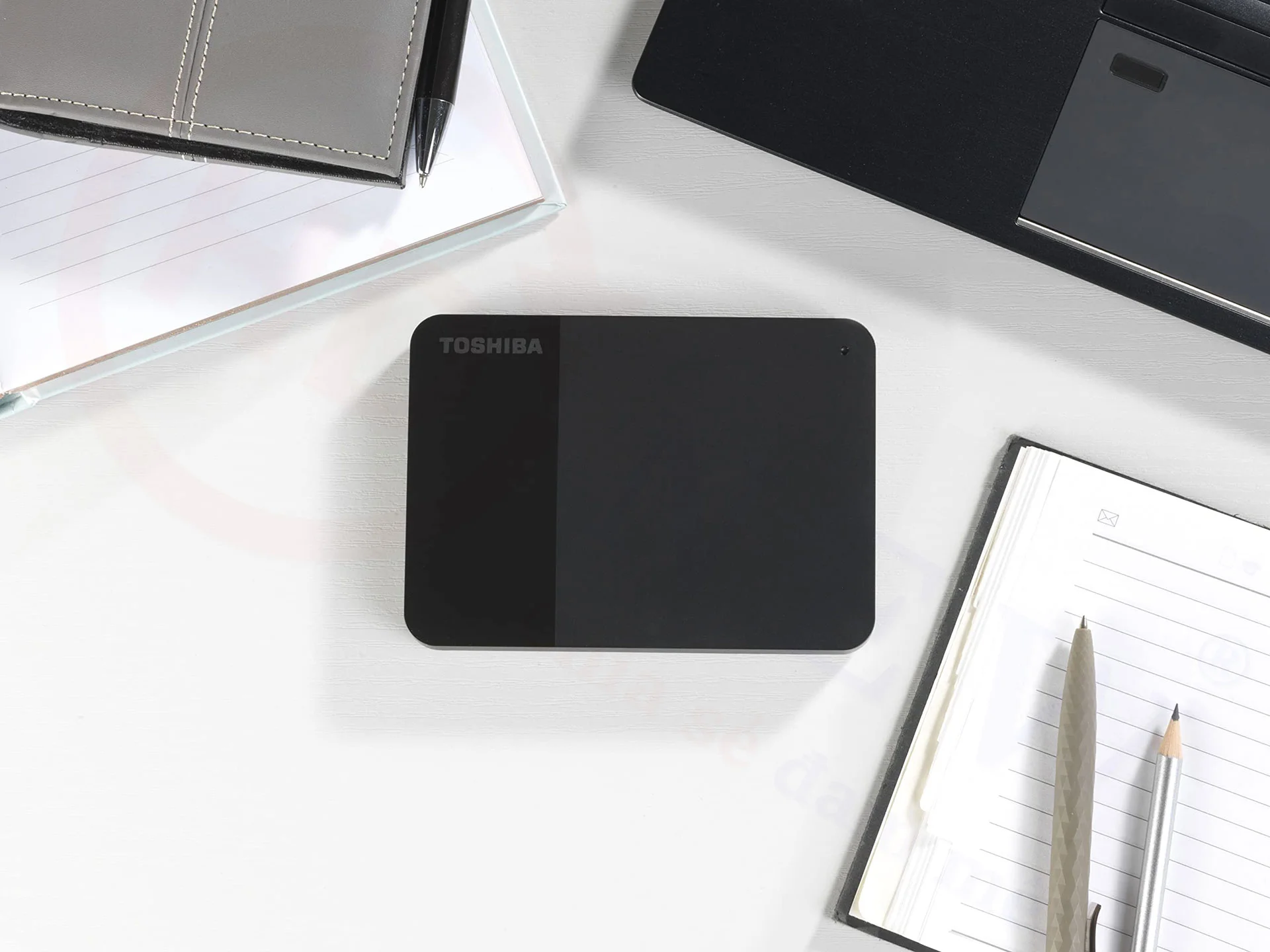 Ổ cứng di động Toshiba CANVIO Ready (B3) Black | HDnew - Chia sẻ đam mê